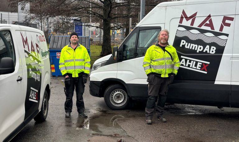 personal ordnar service och reservdelar till pump